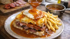 Francesinha em pão saloio: versão caseira que não se desfaz com o molho
