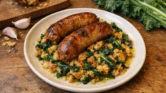 Alheira assada com migas de couve: a receita simples de forno que sabe a casa